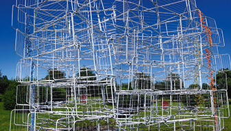 AIRE WHITE TOWERCOLOURED BOY | Degenhard Andrulat AIRE WHITE TOWERCOLOURED BOY | Degenhard Andrulat