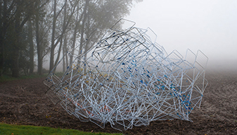 AIRE WHITE TOWERCOLOURED BOY | Degenhard Andrulat AIRE WHITE TOWERCOLOURED BOY | Degenhard Andrulat