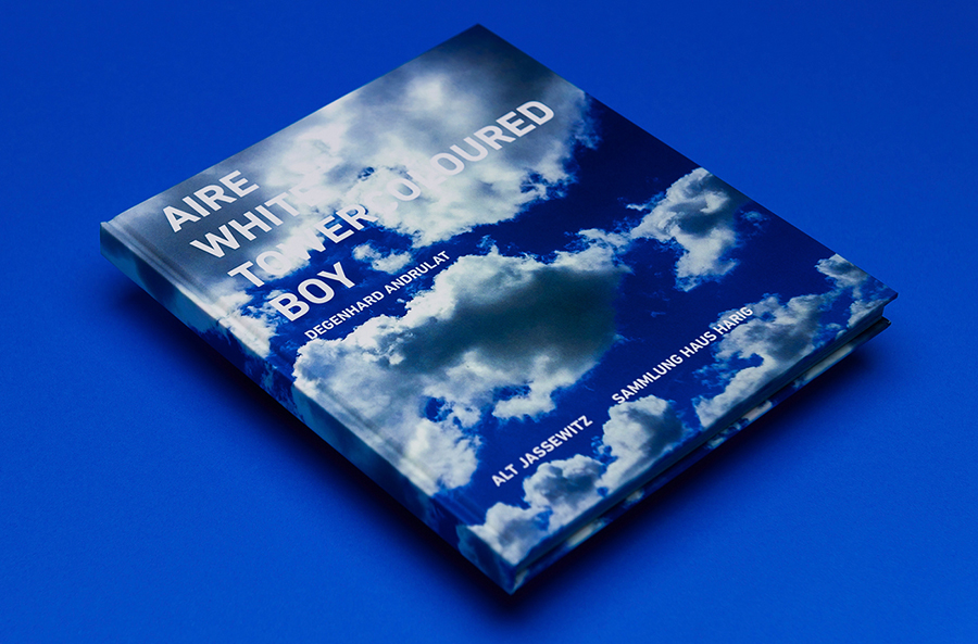 AIRE WHITE TOWERCOLOURED BOY | Degenhard Andrulat AIRE WHITE TOWERCOLOURED BOY | Degenhard Andrulat